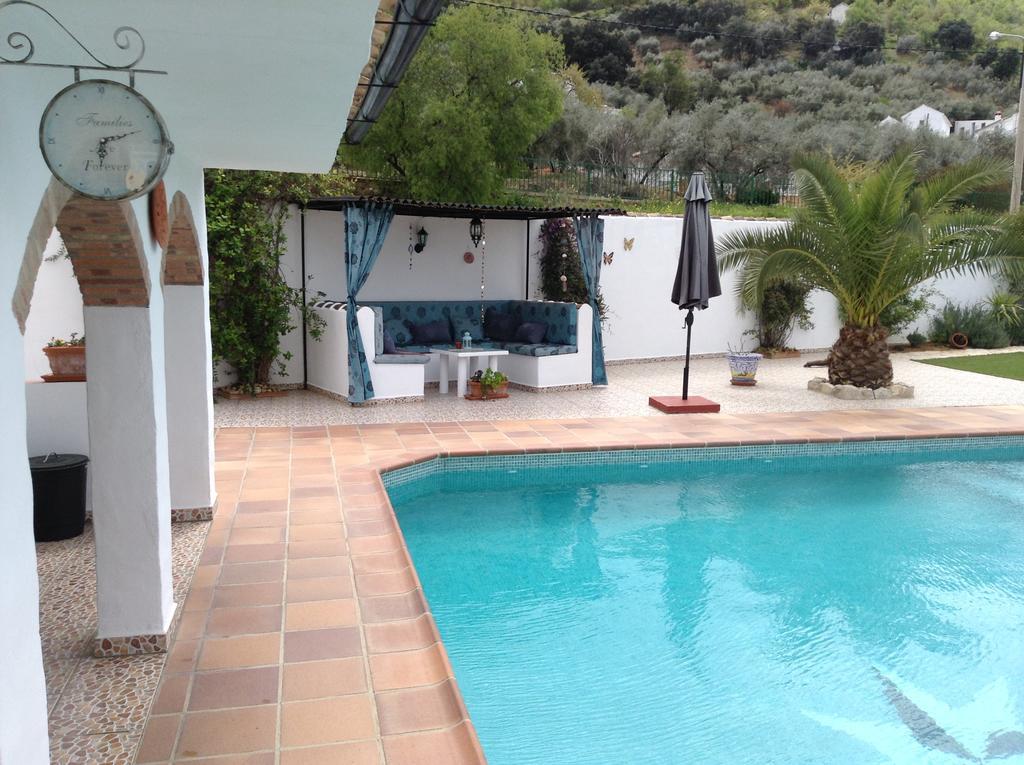 Kayenne Holiday Rentals Iznájar Δωμάτιο φωτογραφία